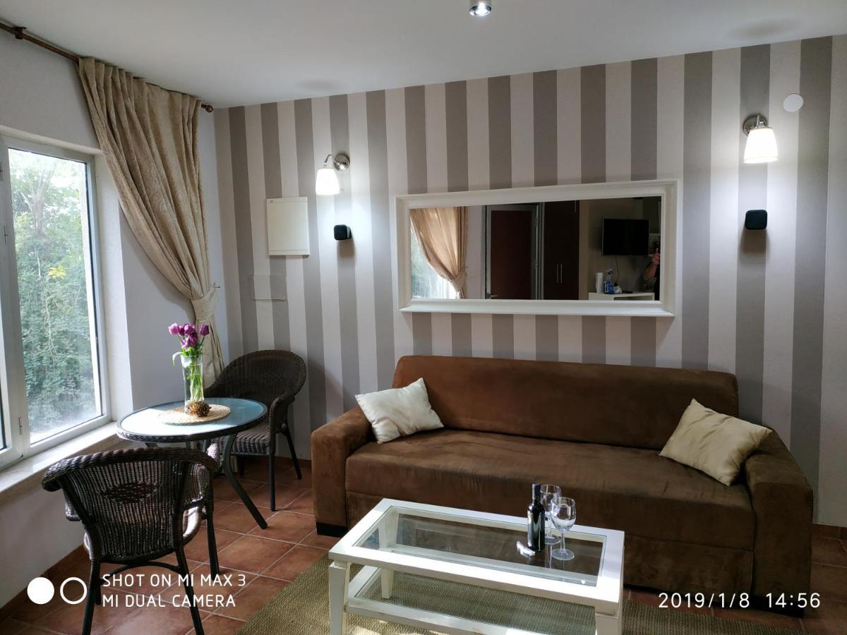 Hufsha Berama Villa Had Nes Bagian luar foto
